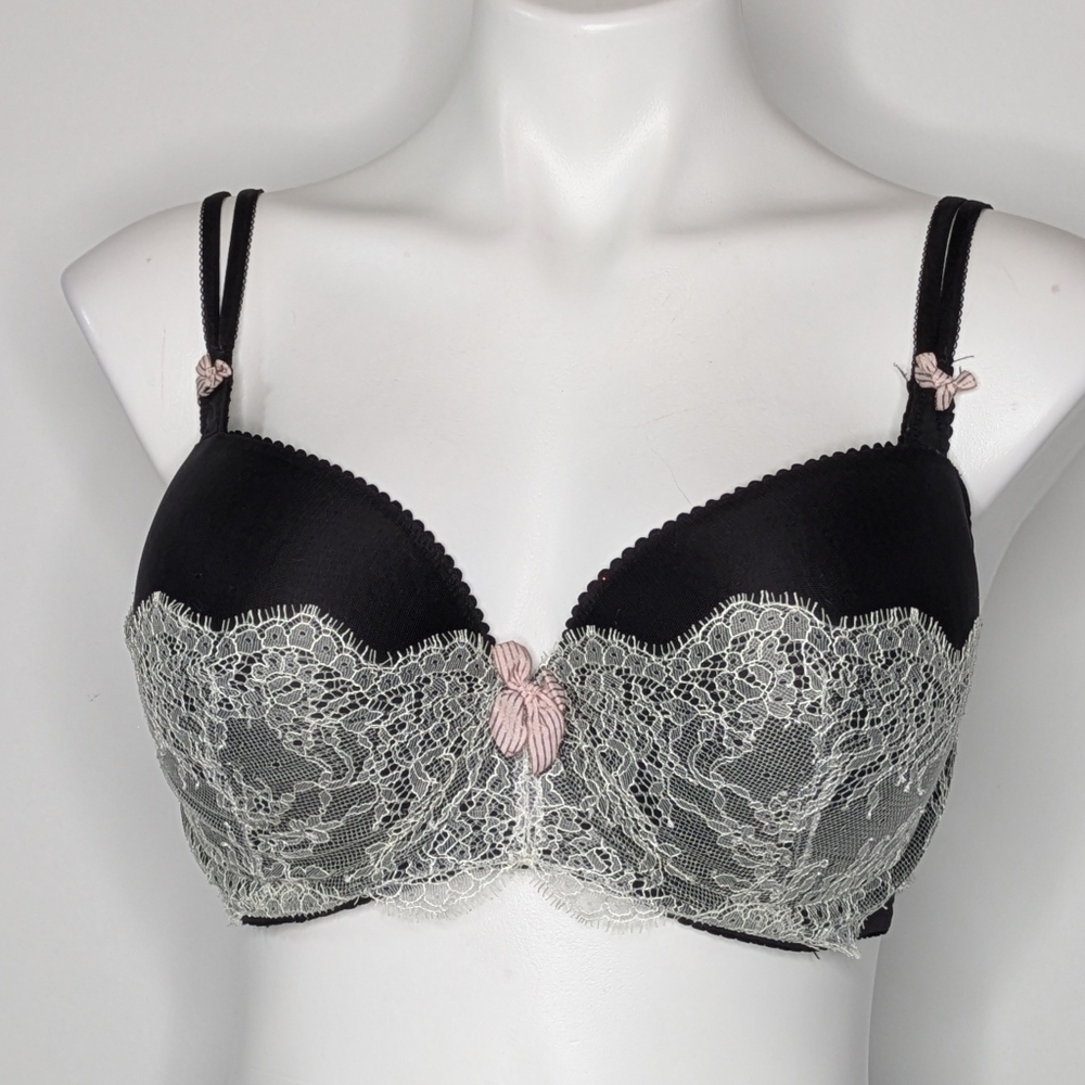 Victoria's Secret Black White Lace Very Sexy Balconet Bra 36DD 36E